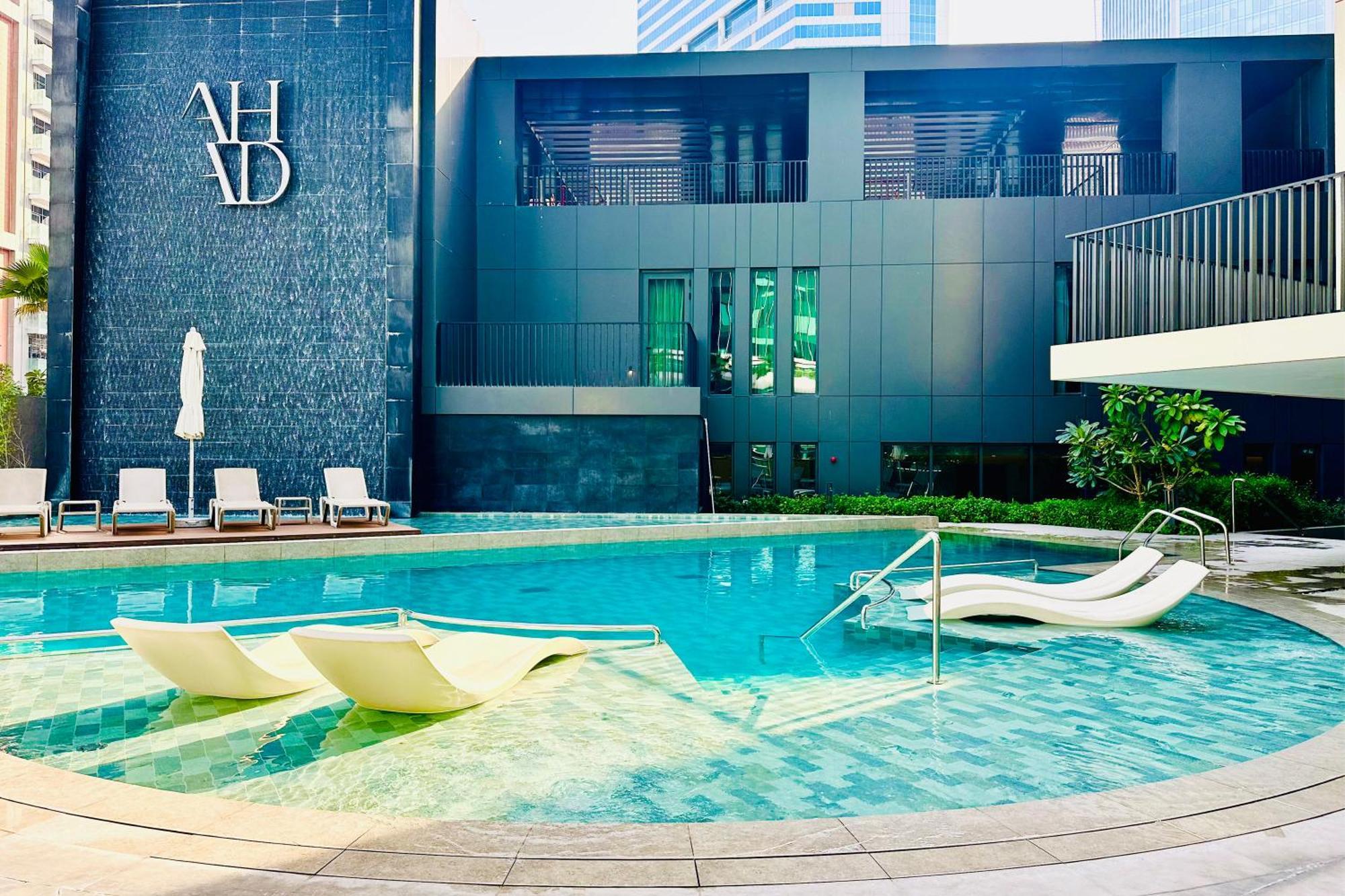 Apartment Vserve Modern Oasis Canal & Burj Views *